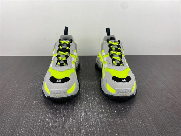 Reliable Balenciaga 712821 W2ZB5 4370