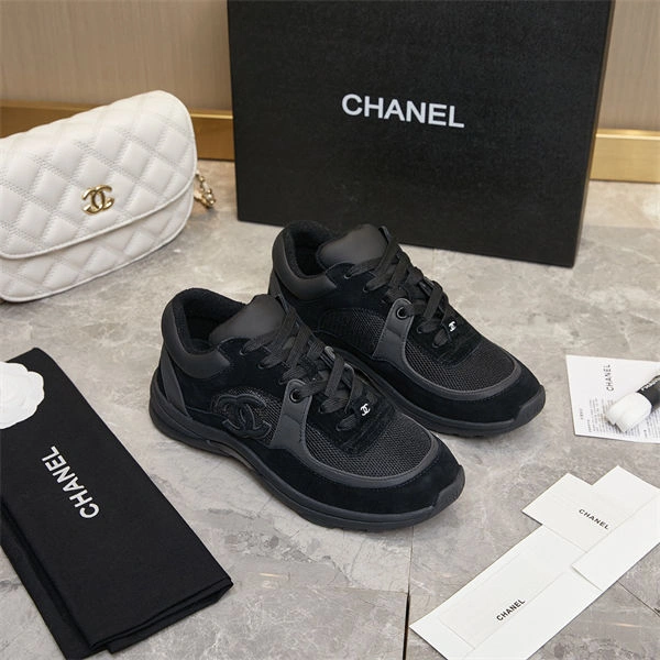 Elegant Chanal Sneakers 2234