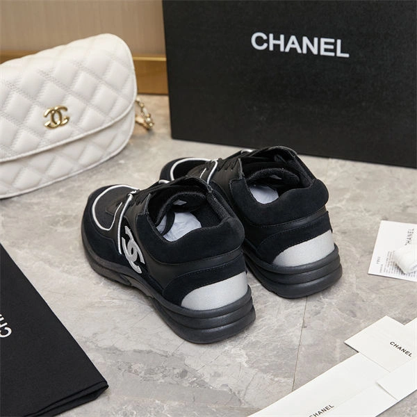 Packable Chanal Sneakers 2236
