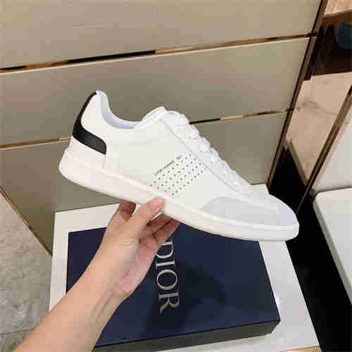 DR Sneaker Popular 1140