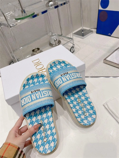 Colorful Dio Slipper 5818