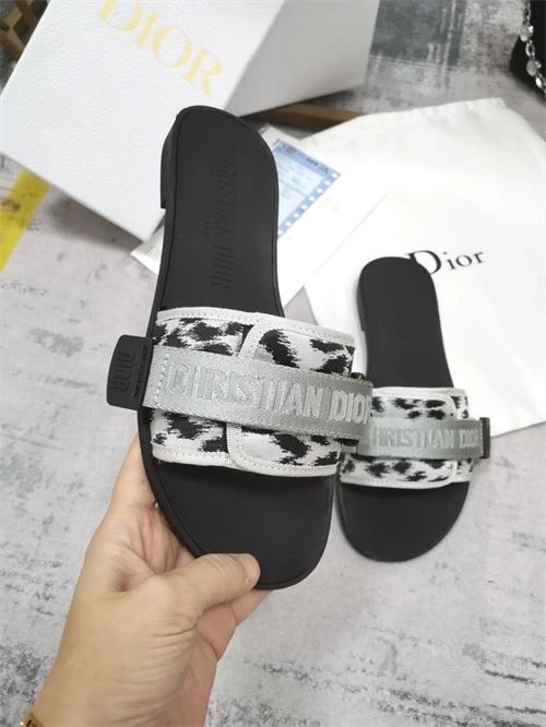 Practical Dio Slipper 5807