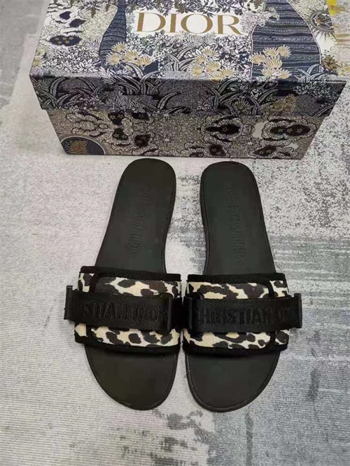 Dio Slipper Bold 5806