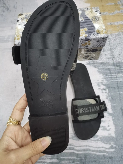 Chic Dio Slipper 5800
