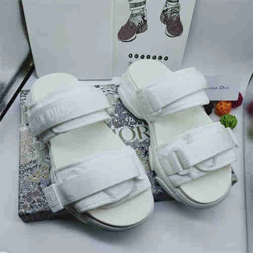 Affordable Dio Slipper 5783