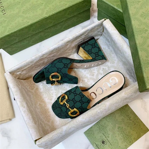 Resilient Gocci Slipper 5638