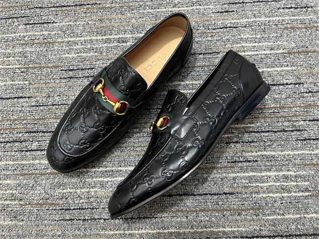 G*u*i loafer tailored 311
