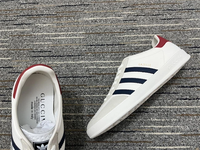 flexible g*u*i x Ad*s 52