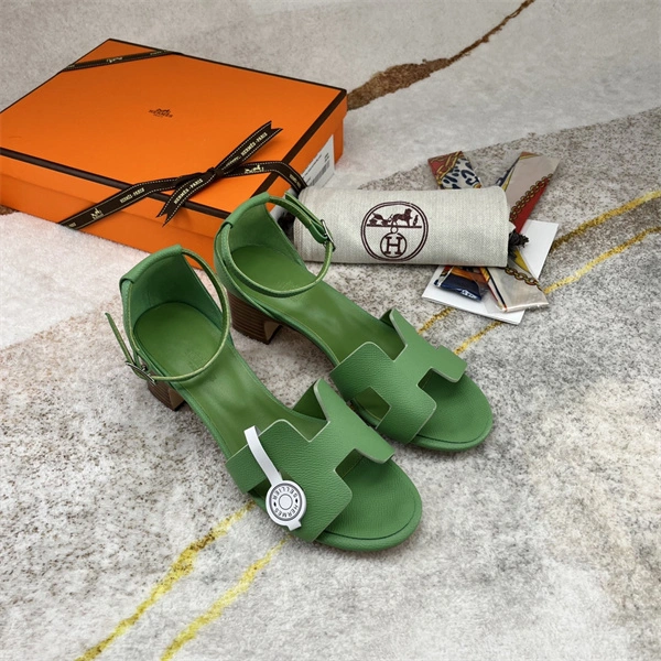 Durable H Sandals 2401