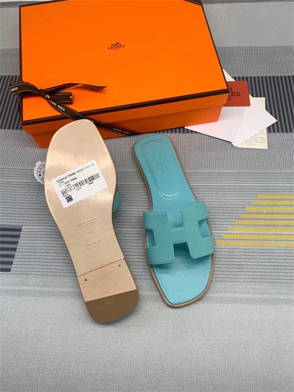 Affordable H Slipper 2353