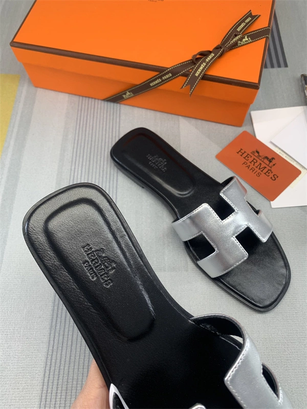 H Slipper HighQuality 2382