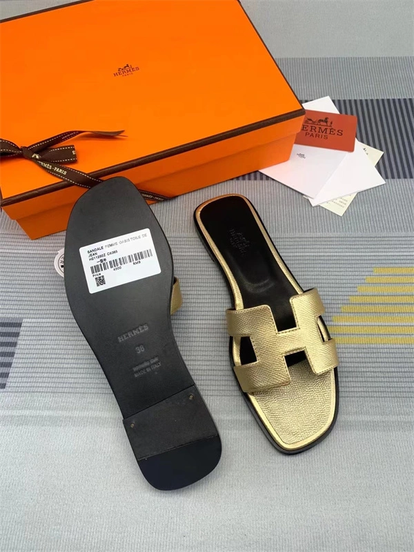 H Slipper HighQuality 2382