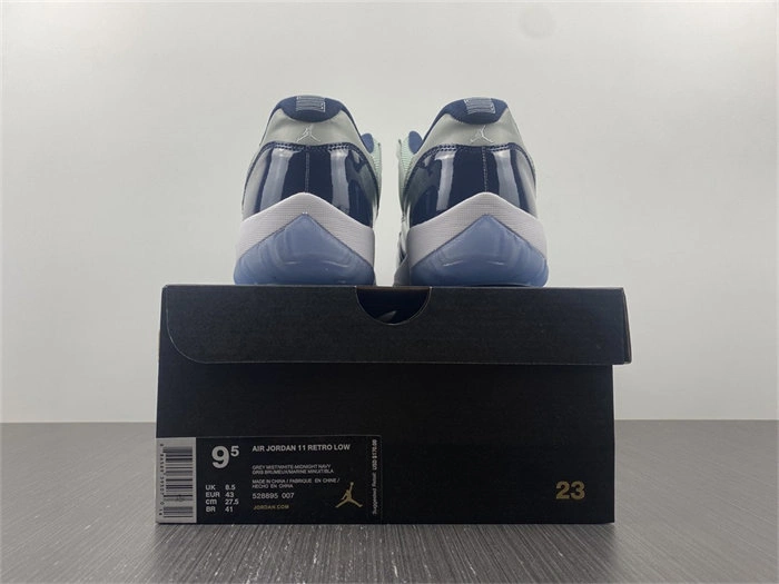Jordan 11 Retro Low Georgetown 528895- Sporty 4110