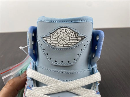 ZipUp Jordan 2 Retro J Balvin DQ7691- 3788