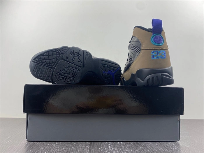 Vibrant Jordan 9 Retro Light Olive Concord CT8019- 4064