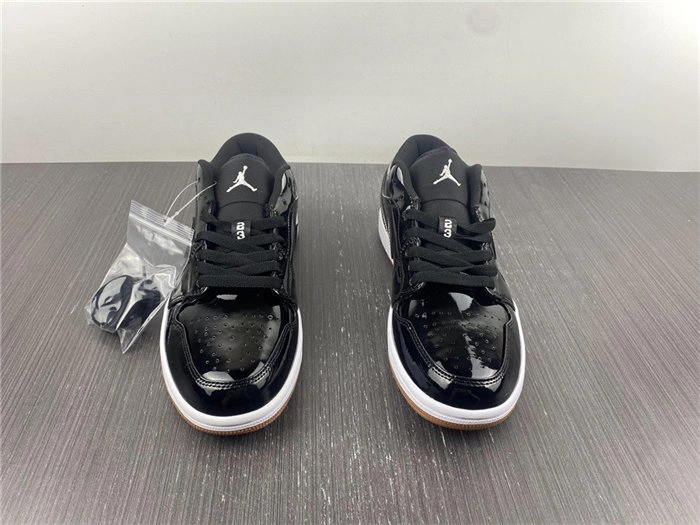 Jordan1 Retro Black Gold Patent 554723- Durable 3726