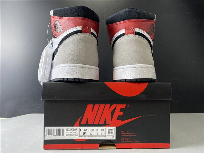 Jordan1 Retro Light Smoke Grey 555088- Fashionable 3738