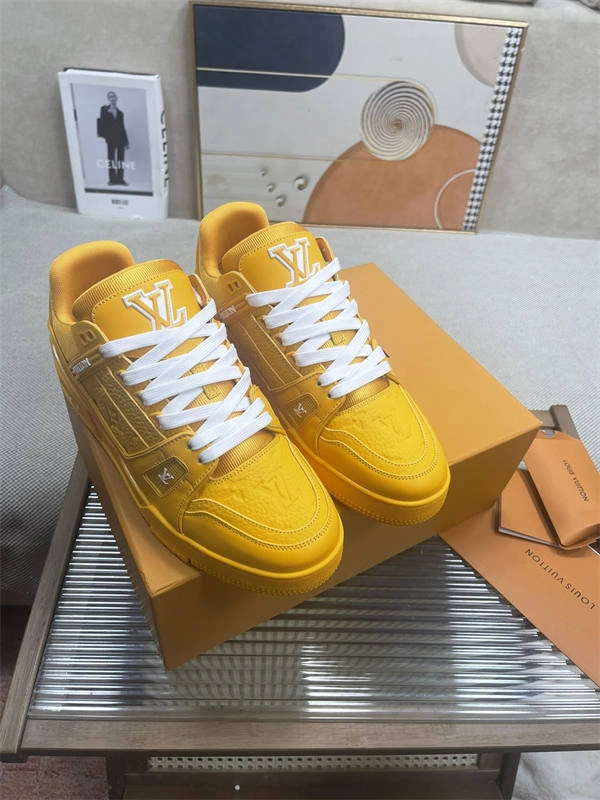 Classic LV 1726
