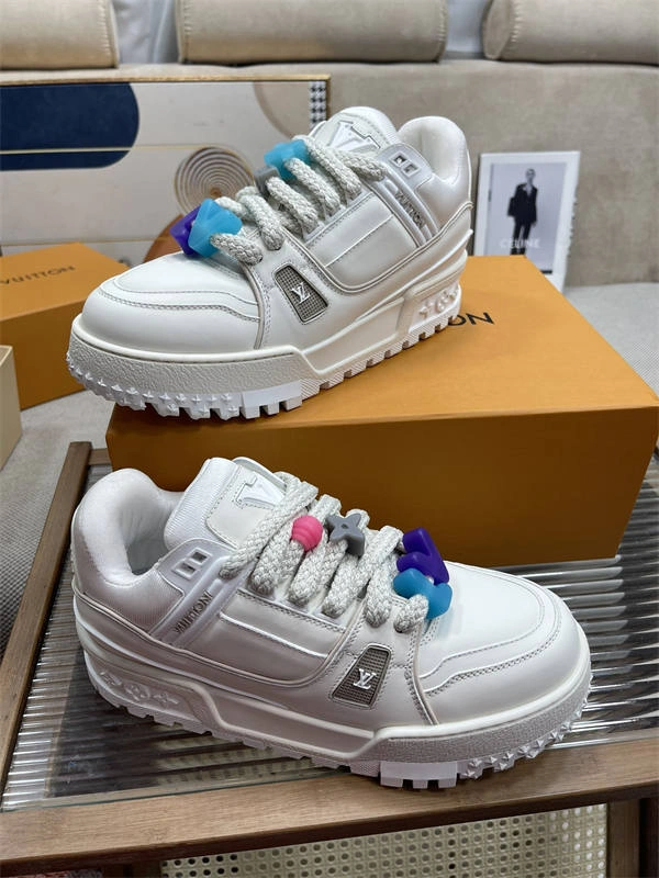 Comfortable LV 1745