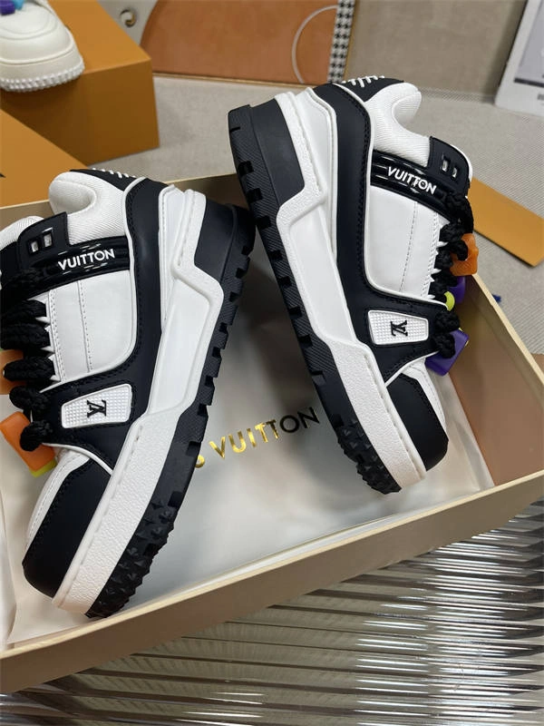 LV Cozy 1747