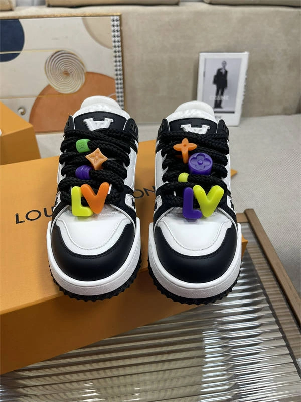 LV Cozy 1747