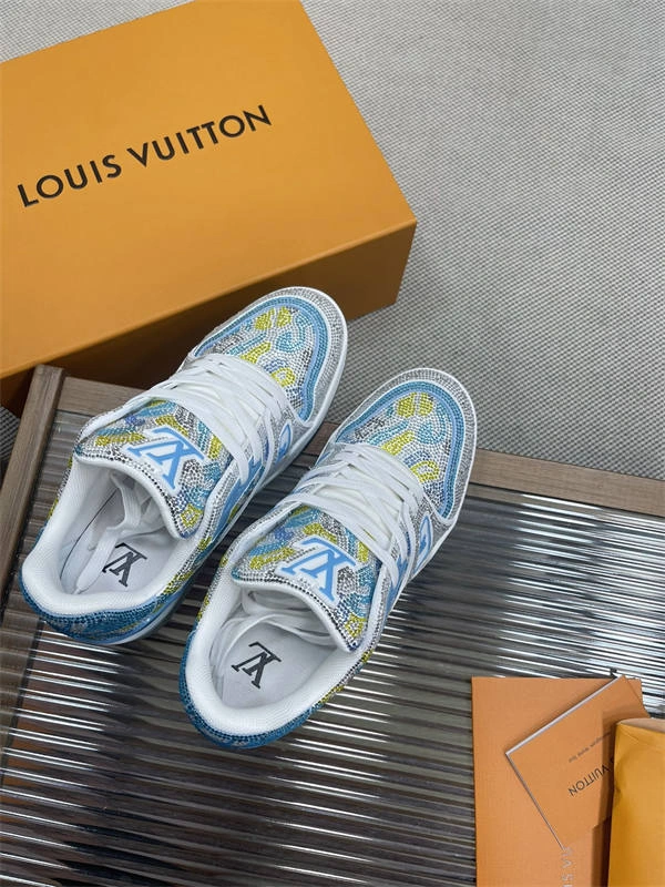LV Packable 1755