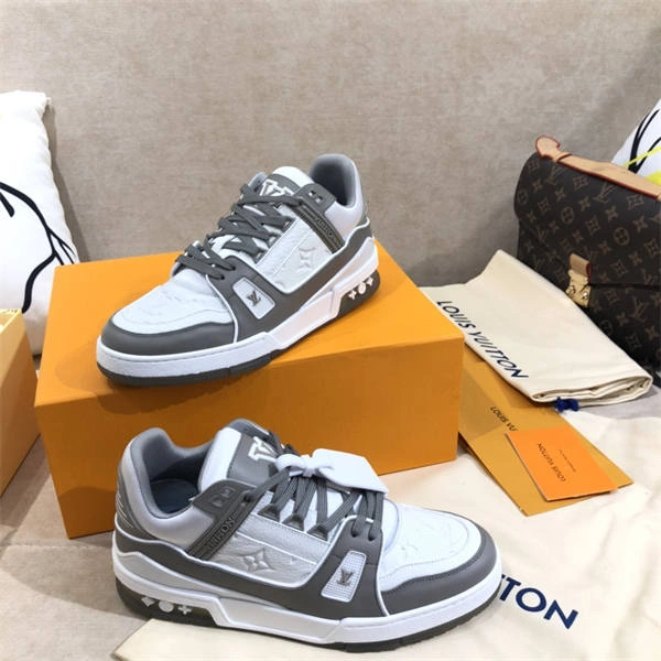 LV Comfortable 1829