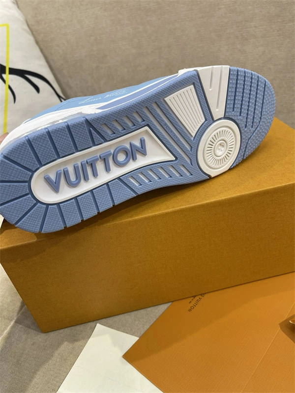 LV ComfortFit 1833