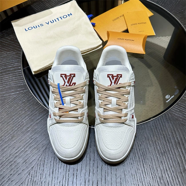 LV Neat 1651