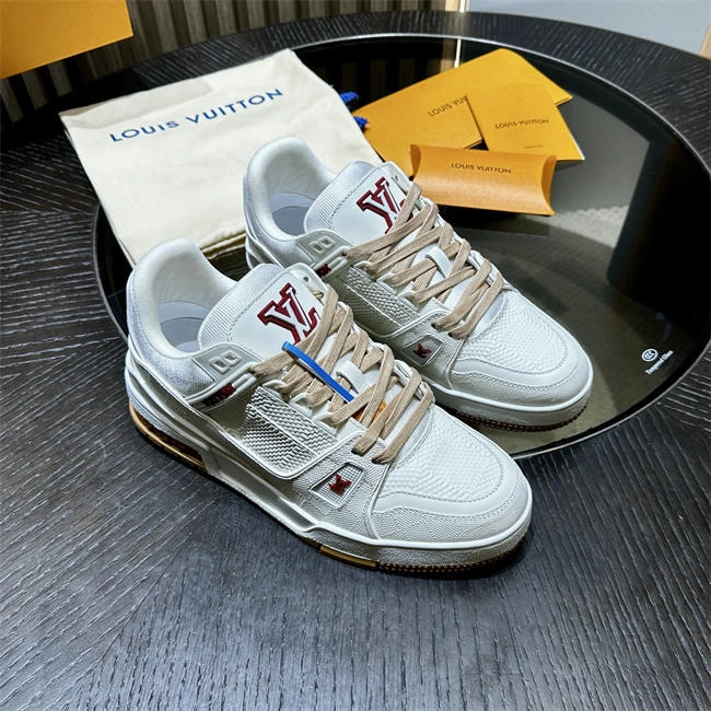 LV Neat 1651