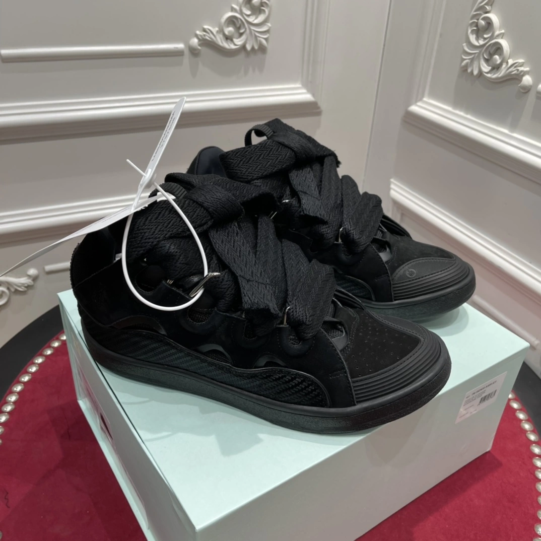 UrbanChic Lanvon Curb Sneaker All Black 819