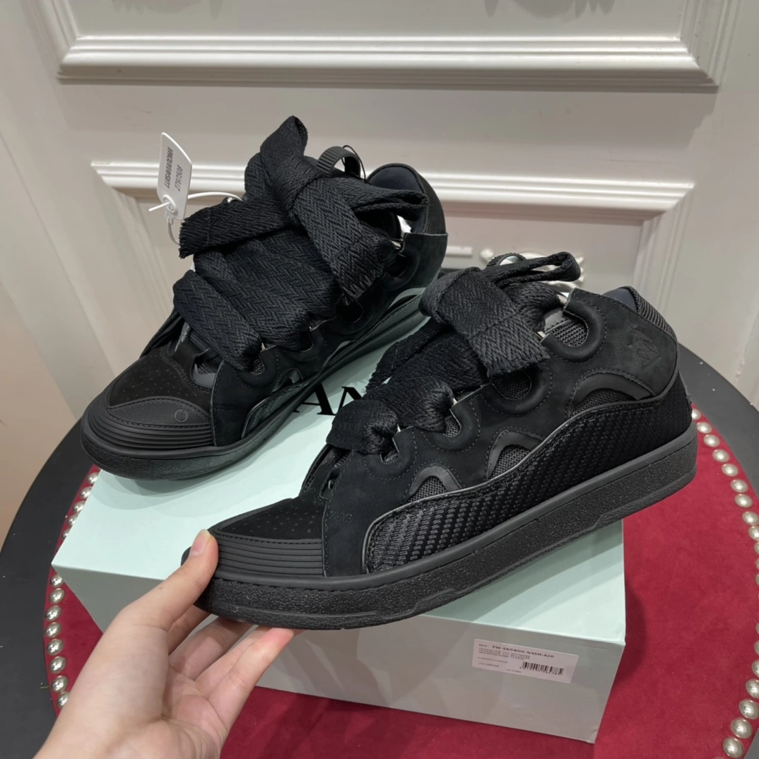 UrbanChic Lanvon Curb Sneaker All Black 819
