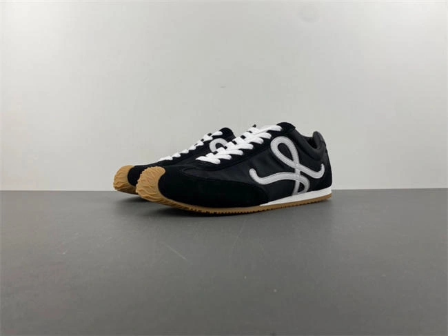 Loewe Ballet Runner TopPick 2448