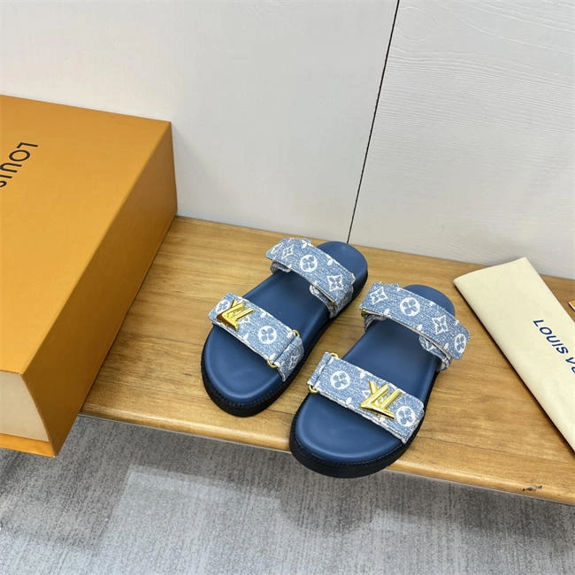 Versatile Lv Slipper 5557