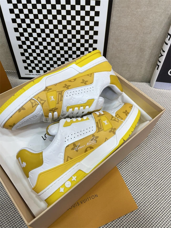 Lv Trainer Sneaker Unique 2117