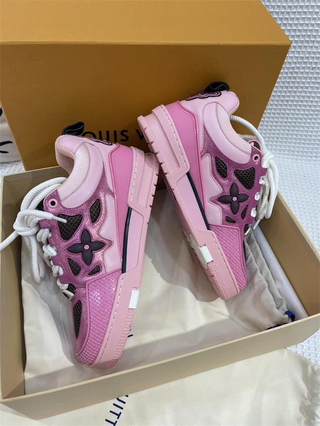Lv Trainer Sneaker NewStyle 2055