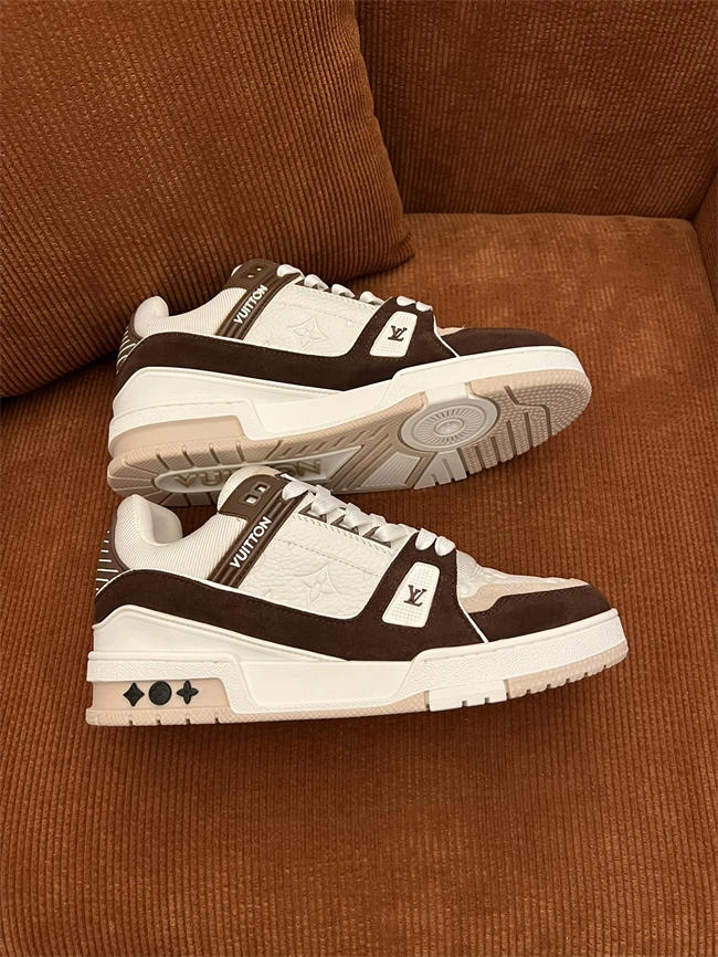 Upgraded Lv Trainer Sneaker 2077