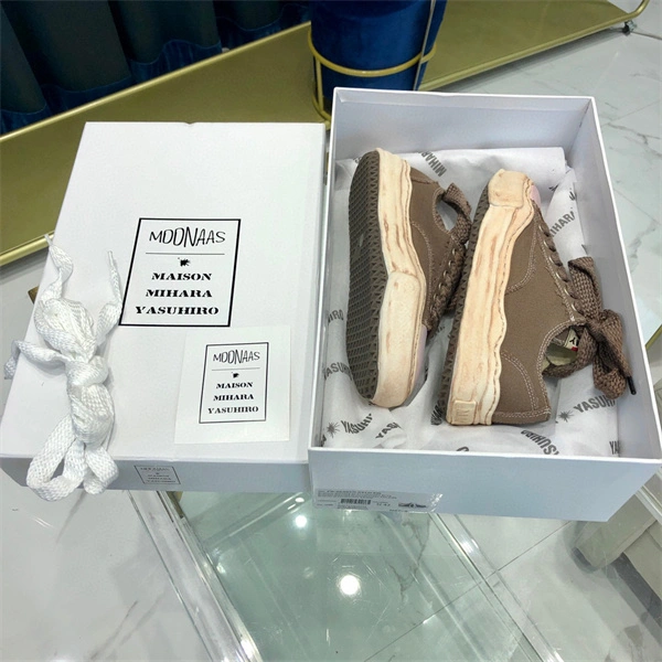 MMY FreshLook 3053