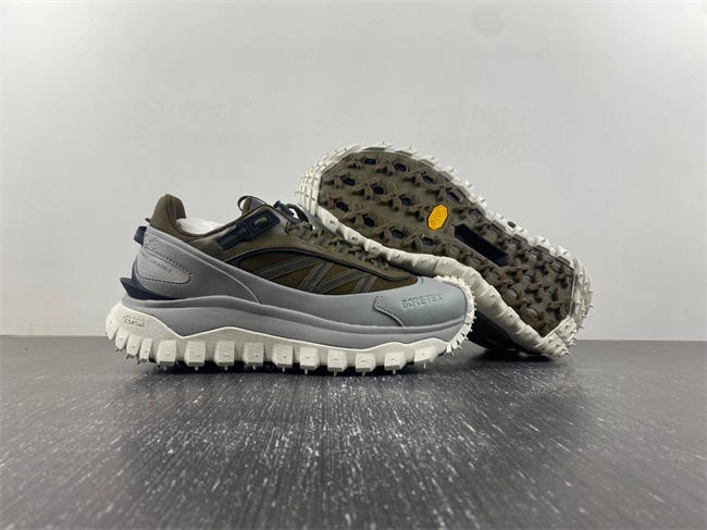 Moncler Trailgrip GTX 3M Packable 5943