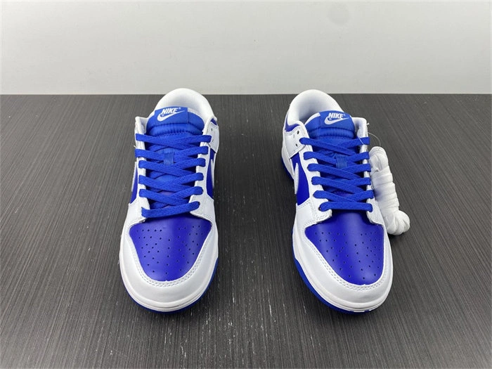 Lightweight Nike Dunk Low DD1391- 4822