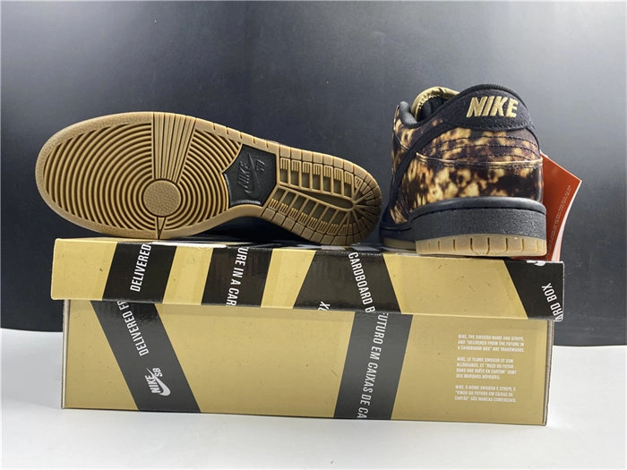 Nike Dunk SB Low Pushead 2 536356- Chic 4930