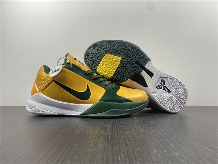 Classic Nike Kobe 386429- 5030