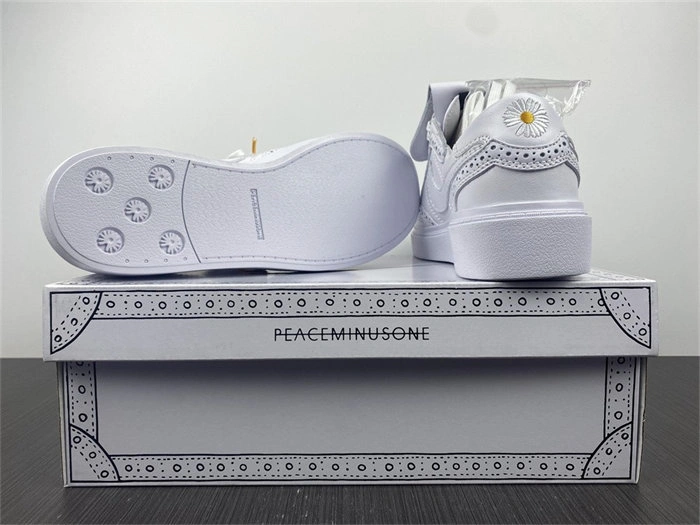 ComfortFit Nike Kwondo 1 G-Dragon Peaceminusone Triple White 5152