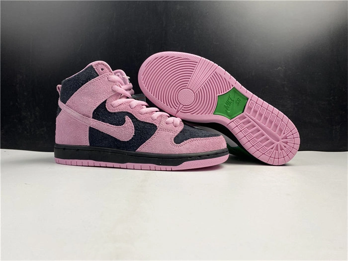 Vibrant Nike SB Dunk High Invert Celtics CU7349- 4888