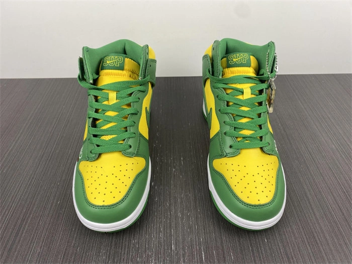 SoftTouch Nike SB Dunk High Supreme By Any Means Brazil DN3741- 4717