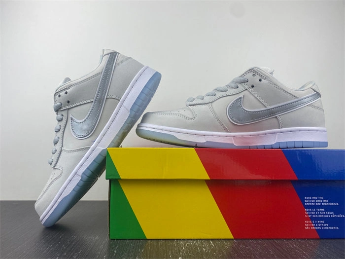 Versatile Nike SB Dunk Low White Lobster FD8776- 4658