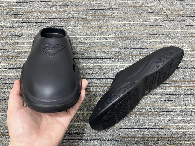 Prada Slipper Classic 3354