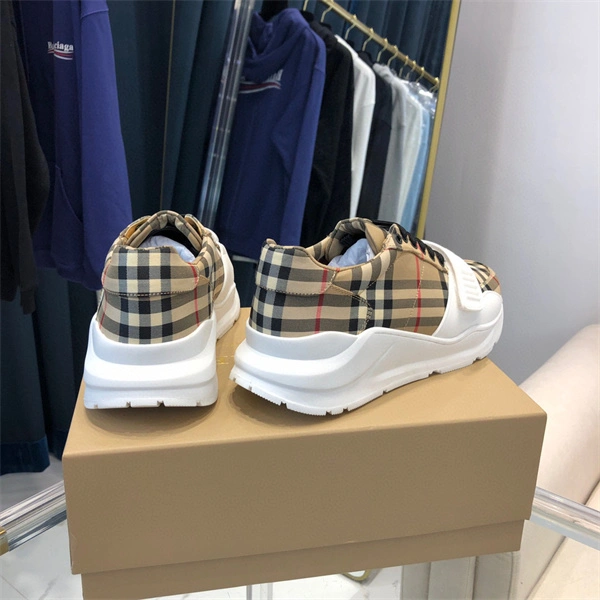bvrberry MJ WeatherProof 2658
